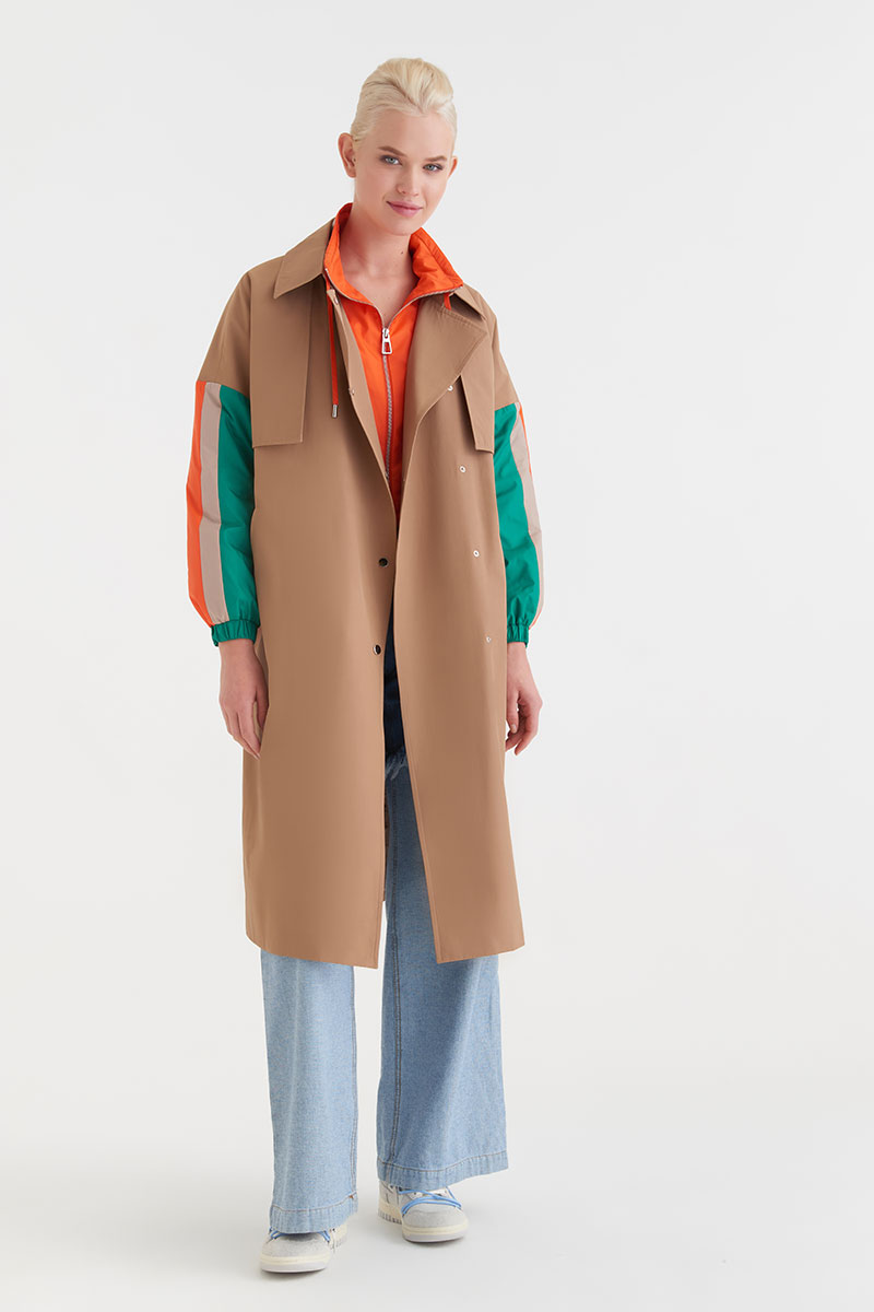 mayorgo.ru | Тренч с контрастными рукавами Esmeralda 9979 4265