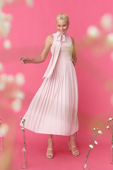 MAYORGO Платье с бантом и плиссированной юбкой 