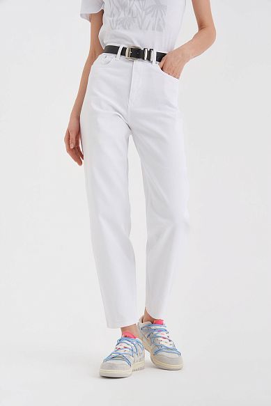 MAYORGO Джинсы mom с высокой талией 