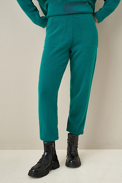 Трикотажные брюки с накладными карманами