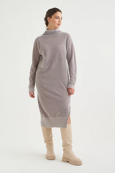 MAYORGO Платье средней длины с высоким воротником 